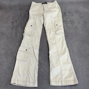 HOLLISTER mid rise relax boot Beige Cargo Pants size women’s 00r w24r